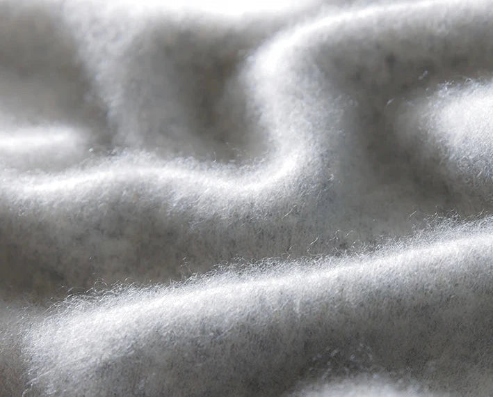 Lærke – Premium Wool Sweater for Chilly Days